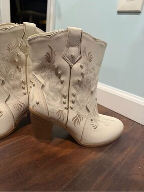 torrid Cream Embroidered Western Pearl-Accent Ankle Boots